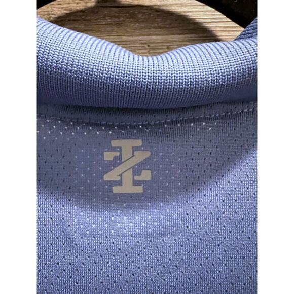 Izod Mens Blue Breathable Golf Polo Shirt Size Medium - Picture 6 of 6